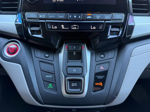 Used 2018 Honda Odyssey EX-L image 37