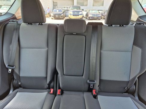 Used 2017 Ford C-MAX SE image 24