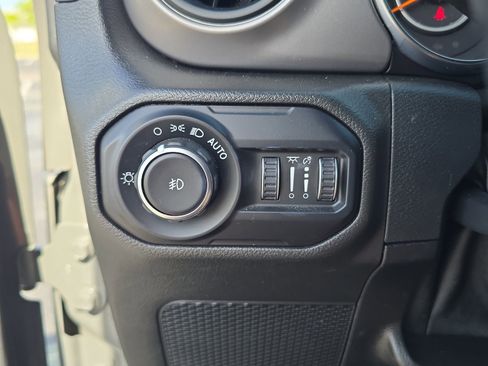 Used 2021 Jeep Wrangler Unlimited Sport AWD/4WD image 21