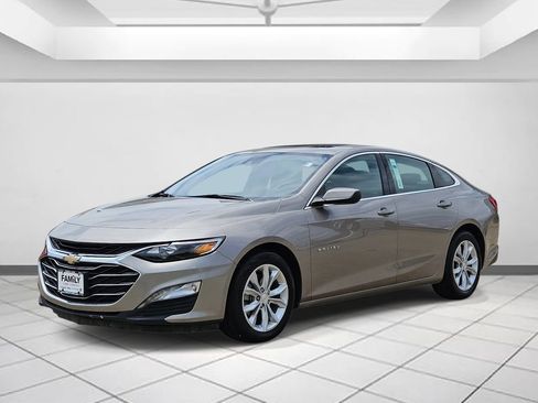 Used 2024 Chevrolet Malibu LT FWD image 3