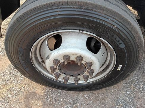 Used 2018 RAM 5500 Tradesman w/ Power & Remote Entry Group image 18