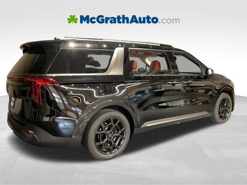 New 2026 Kia Carnival SX Prestige FWD image 4