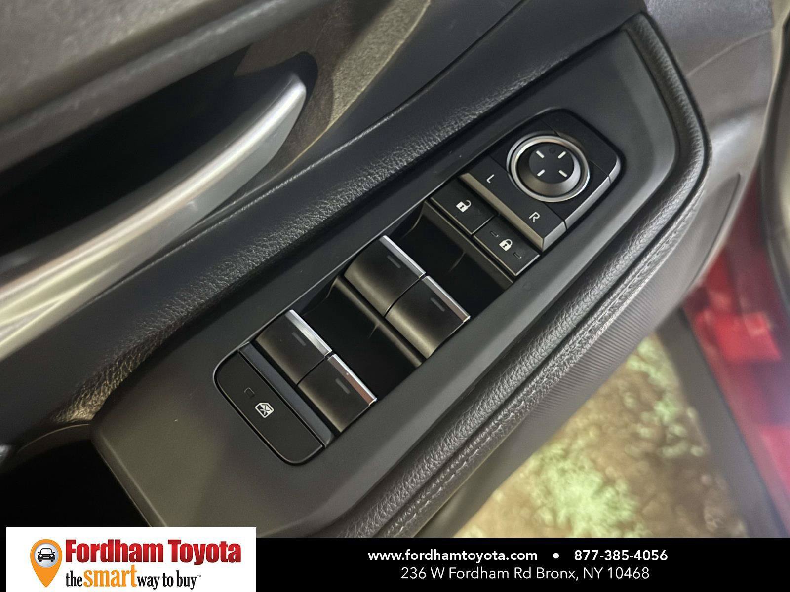 Used 2026 Toyota Grand Highlander AWD image 16