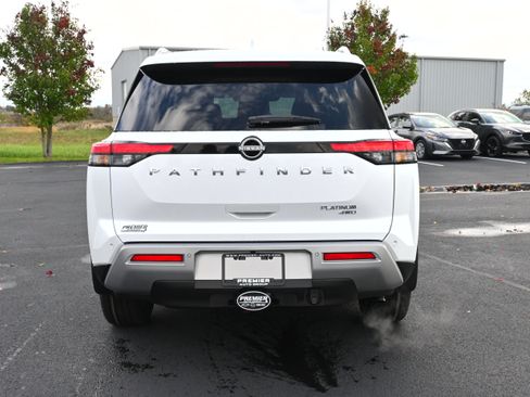 New 2025 Nissan Pathfinder Platinum w/ Cargo Package image 7