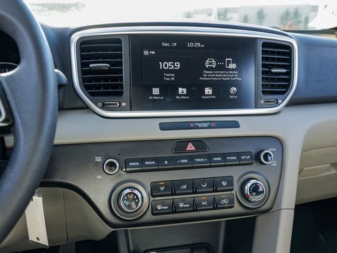 Used 2022 Kia Sportage LX image 27