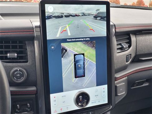 Certified 2023 Ford Expedition Limited image 21