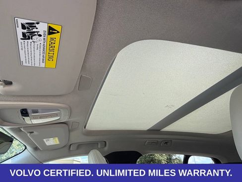 Certified 2026 Volvo XC40 B5 Plus AWD/4WD image 29