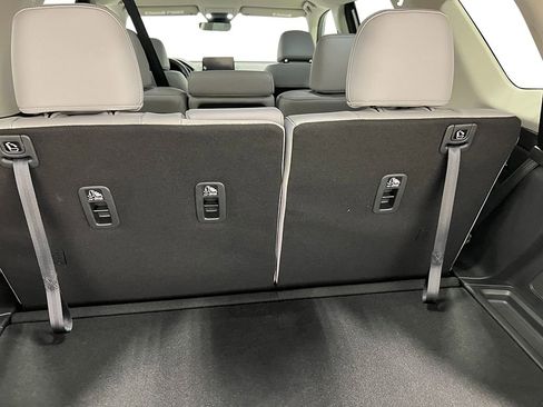 New 2025 Honda Pilot EX-L image 33