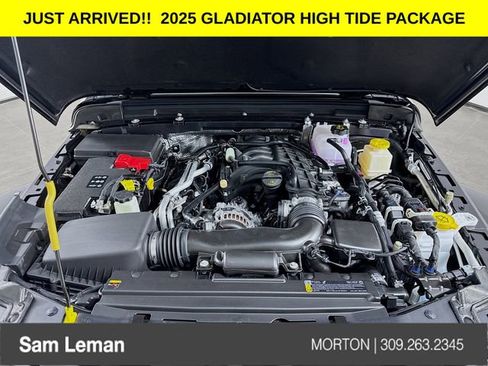 New 2025 Jeep Gladiator High Tide image 27