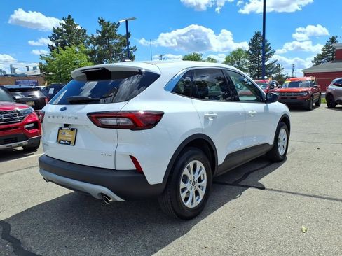 Certified 2023 Ford Escape Active AWD/4WD image 6