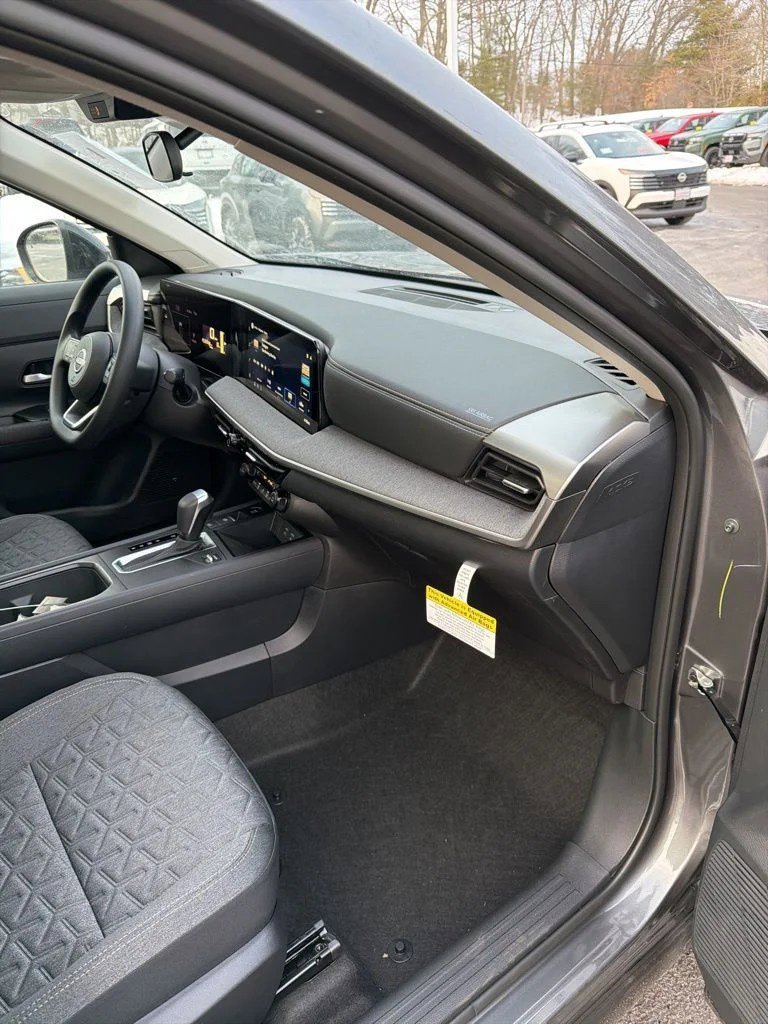 Used 2026 Nissan Kicks SV w/ Cold Weather Package AWD/4WD image 19