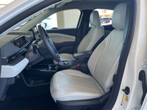 Used 2024 Ford Mustang Mach-E Premium RWD image 6