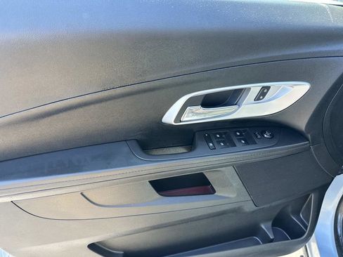 Used 2015 Chevrolet Equinox LS FWD image 15
