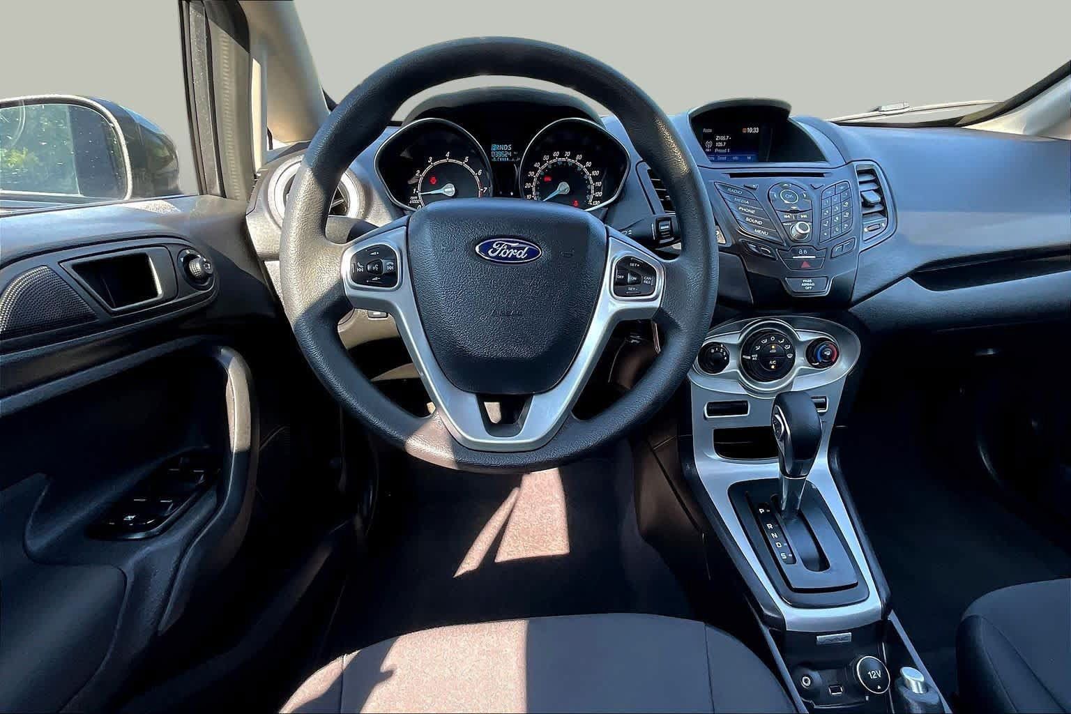 Used 2019 Ford Fiesta SE FWD image 6