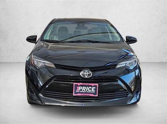 Used 2017 Toyota Corolla LE FWD video 2
