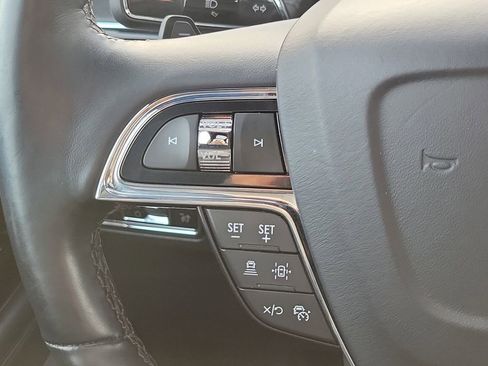 Used 2023 Lincoln Navigator Reserve image 12