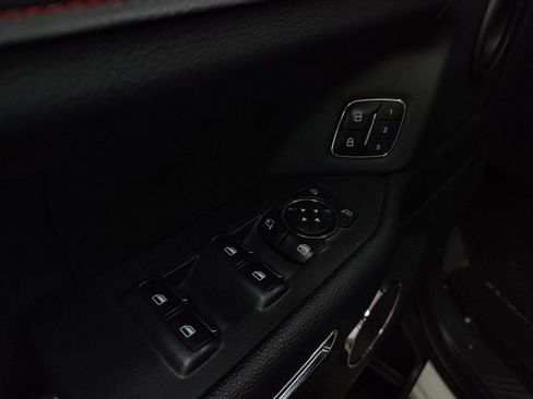 Used 2023 Ford Expedition Limited image 12