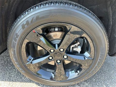 Used 2023 Jeep Grand Cherokee L Laredo image 27