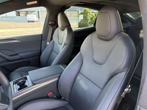 Used 2022 Tesla Model X Plaid image 26