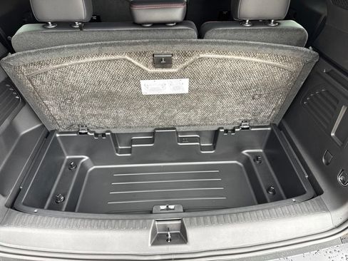 New 2026 Chevrolet Traverse Z71 w/ Enhanced Driving Package AWD/4WD image 11