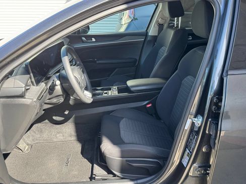 Used 2025 Kia K5 LXS FWD image 26