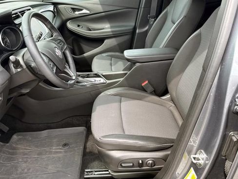 Used 2022 Buick Encore GX Select AWD/4WD image 18