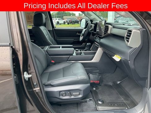 Used 2024 Toyota Tundra Limited w/ TRD Off-Road Package AWD/4WD image 19