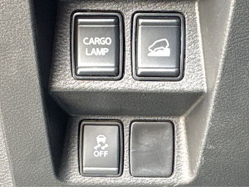 Certified 2024 Nissan Frontier SV AWD/4WD image 11