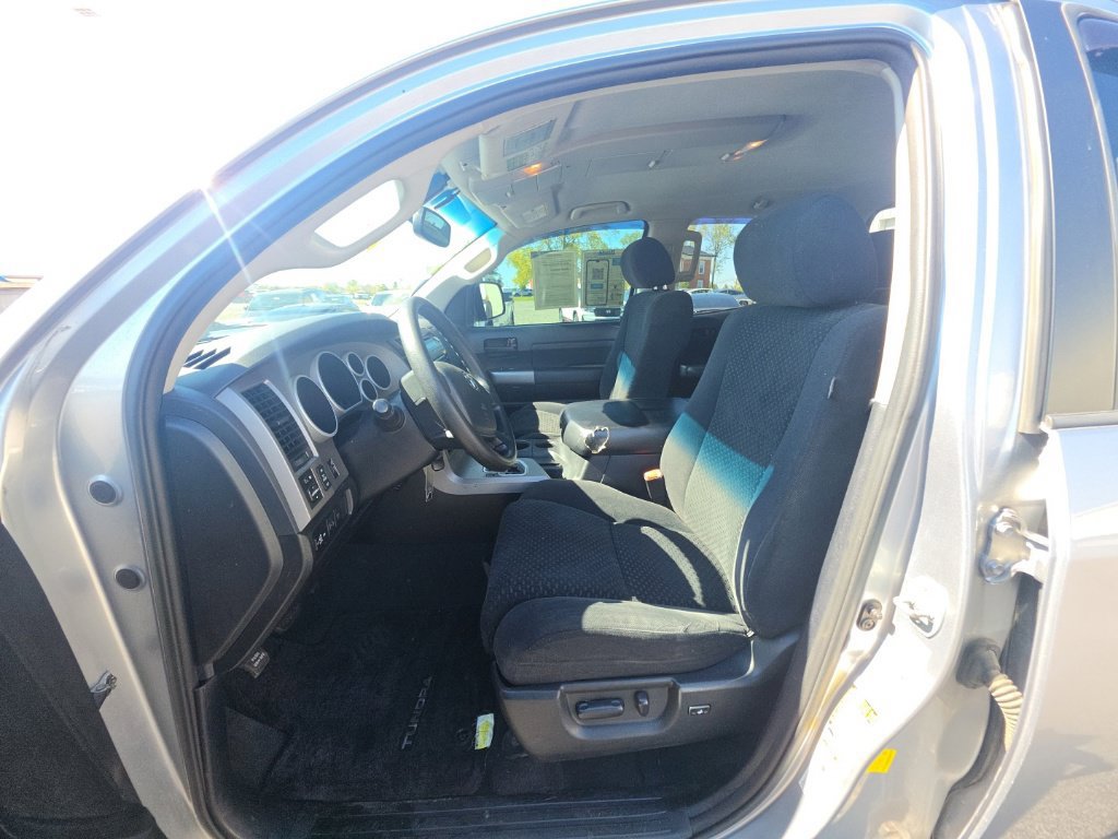 Used 2013 Toyota Tundra 4x4 Double Cab w/ TRD Off-Road Pkg image 14