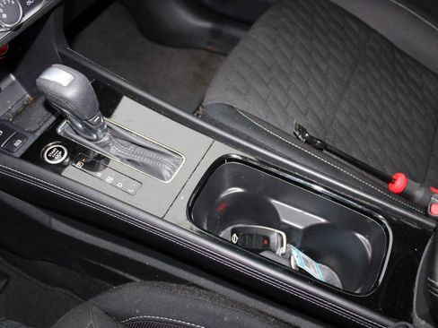 Certified 2024 Nissan Kicks SV image 24