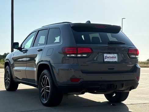 Used 2021 Jeep Grand Cherokee Trailhawk w/ Trailhawk Luxury Group AWD/4WD image 7