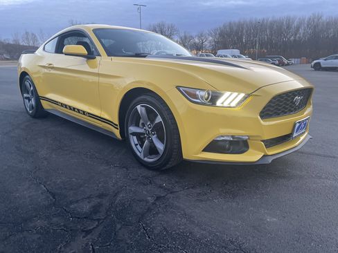 Used 2015 Ford Mustang Coupe w/ Enhanced Security Package image 7