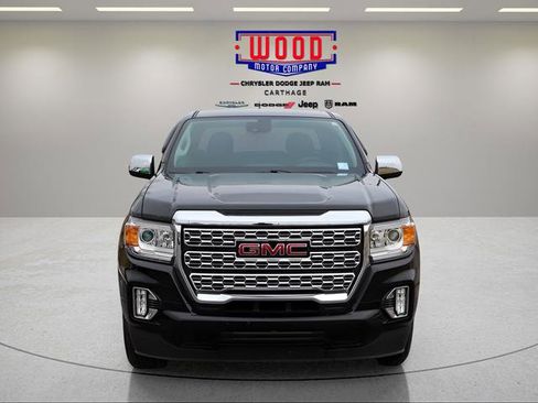 Used 2022 GMC Canyon Denali w/ Denali Black Edition Package image 10