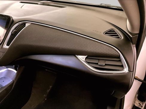 Used 2020 Chevrolet Malibu LT image 15