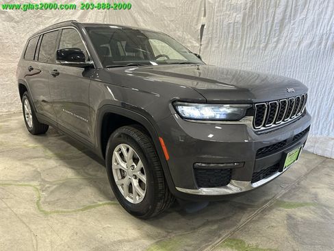 Used 2023 Jeep Grand Cherokee L Limited w/ Luxury Tech Group II AWD/4WD image 2