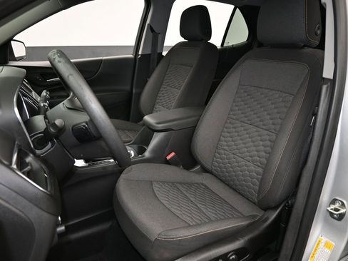 Used 2021 Chevrolet Equinox LT image 10
