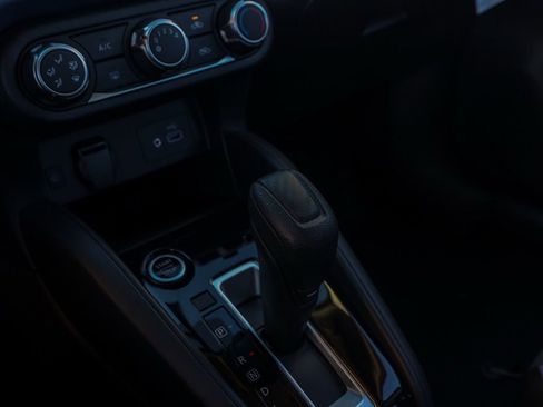 New 2025 Nissan Versa SV image 36