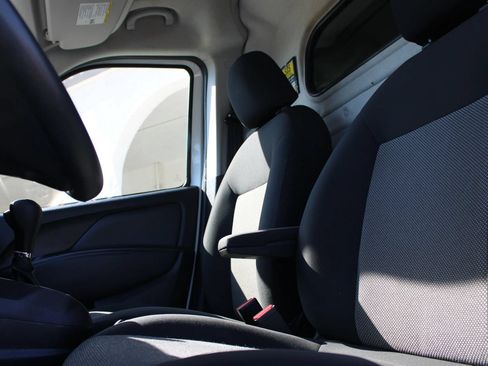 Used 2020 RAM ProMaster City Tradesman FWD image 9