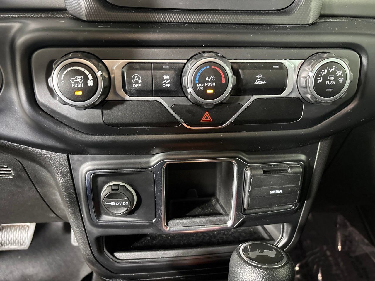 Used 2021 Jeep Wrangler Sport AWD/4WD image 19