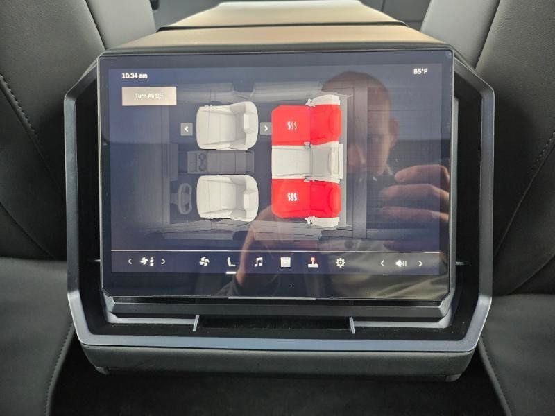 Used 2024 Tesla Cybertruck AWD Crew Cab image 74