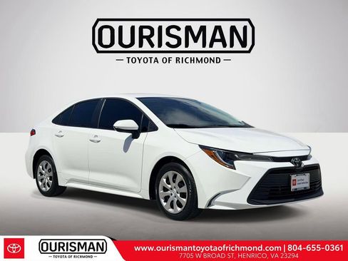 Certified 2025 Toyota Corolla LE FWD image 1