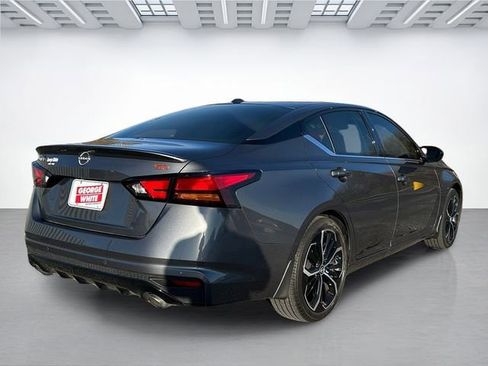 Used 2024 Nissan Altima 2.5 SR image 4