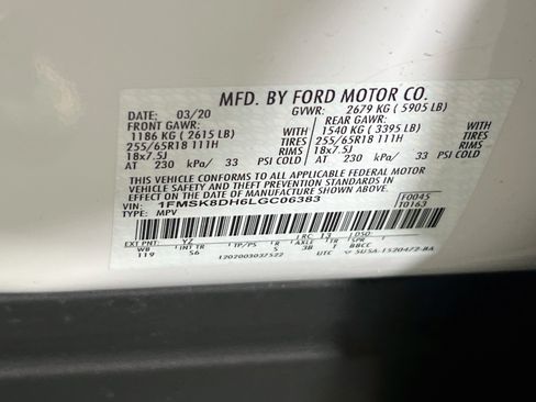 Used 2020 Ford Explorer XLT w/ Equipment Group 202A AWD/4WD image 33