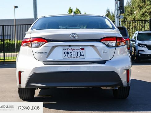Used 2024 Toyota Corolla LE FWD image 5