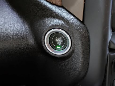 Used 2021 Chevrolet Silverado 2500 High Country w/ Z71 Off-Road Package image 33