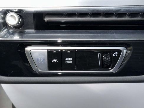 Used 2025 Cadillac Lyriq Sport AWD/4WD image 26