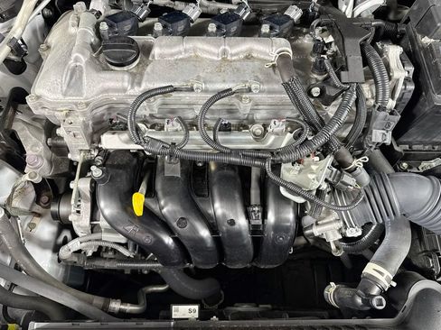 Used 2022 Toyota Corolla LE FWD image 30