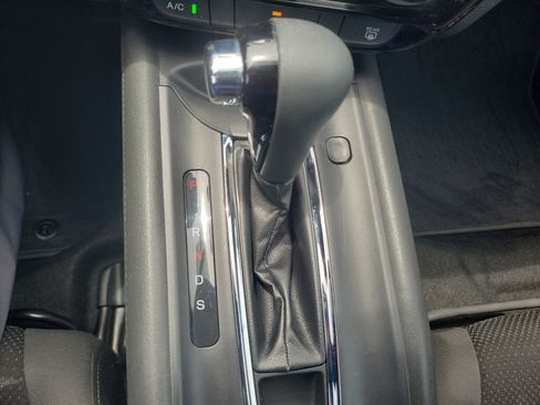 Used 2019 Honda HR-V Sport image 27