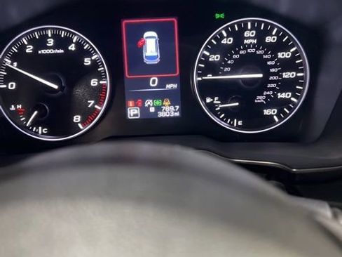 Certified 2025 Subaru Outback Limited image 5