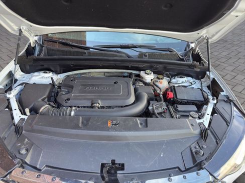 Used 2023 Buick Envision Avenir image 21